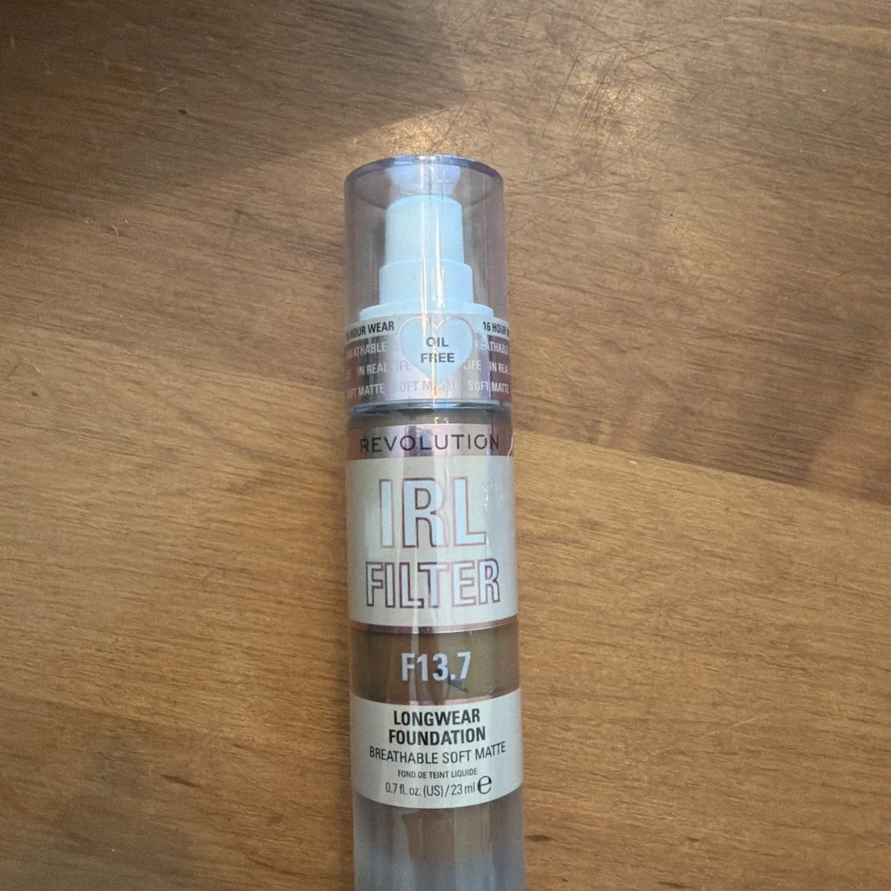 NEW Revolution IRL Filter Long‎ Wear Foundation Color F13.7 Soft Matte 16 Hour